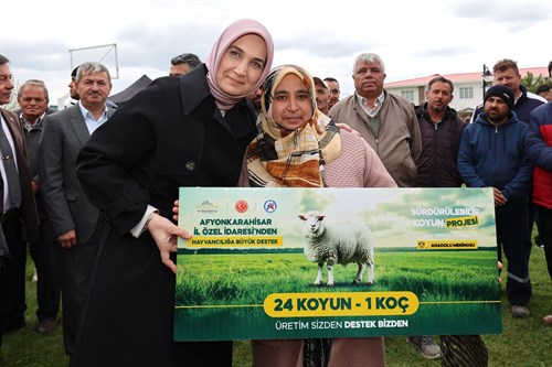 "Sürdürülebilir Koyunculuk Projesi" Çerçevesinde 18 İlçemizde 127 Üreticiye Toplam 3175 Küçükbaş Hayvan Desteği Sağlandı